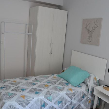 Inmoinsuas Yoana Home Sarria Luaran gambar