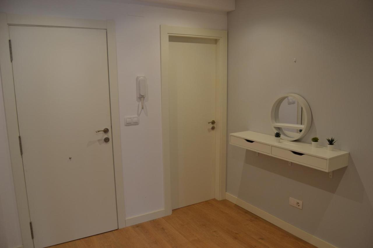 Inmoinsuas Yoana Home Sarria Luaran gambar