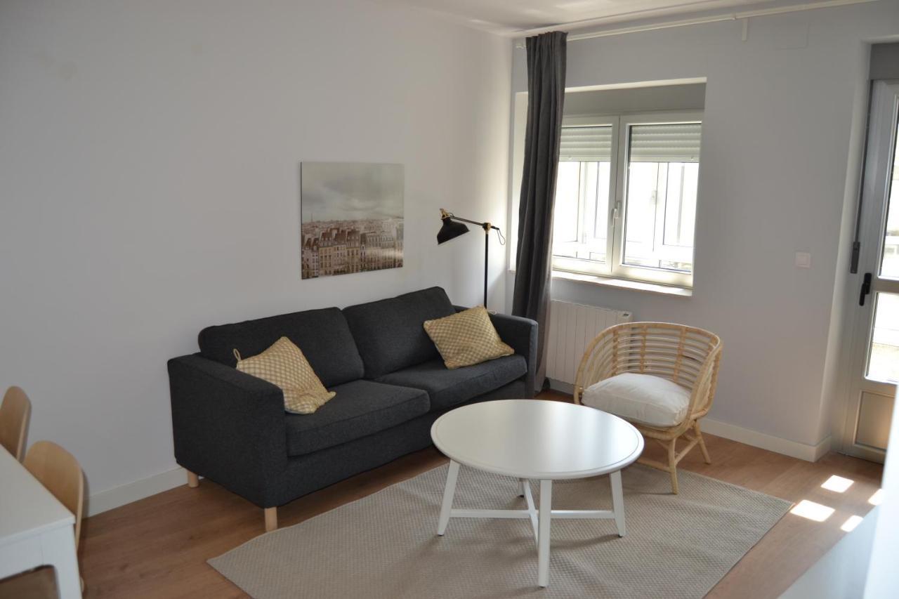 Inmoinsuas Yoana Home Sarria Luaran gambar